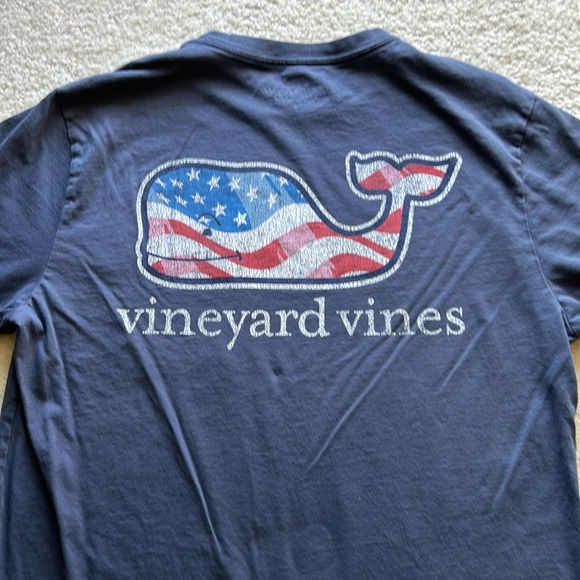 Vineyard Vines T-Shirt - Picture 8 of 9
